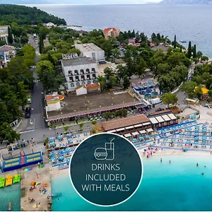 3* Hotel Paviljoni Slaven
